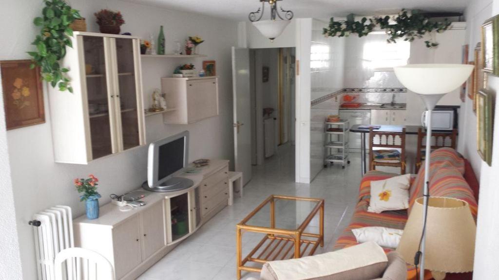 Apartamentos Cervantes Benidorm Dış mekan fotoğraf