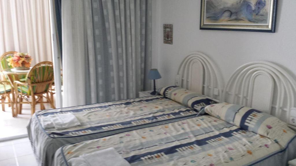 Apartamentos Cervantes Benidorm Dış mekan fotoğraf