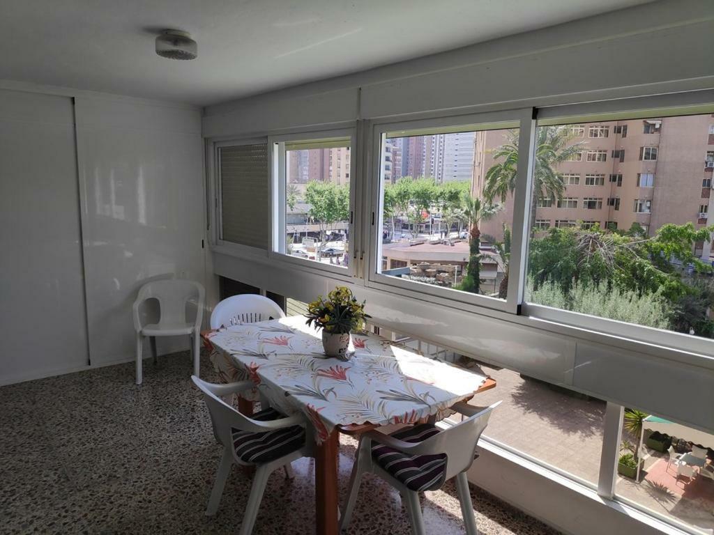 Apartamentos Cervantes Benidorm Dış mekan fotoğraf